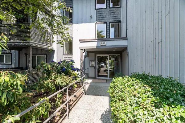 200 Westhill PL #102, Port Moody, BC V3H 1V2