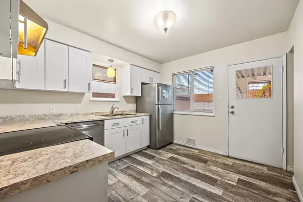 4644 Union ST, Burnaby, BC V5C 2Y3