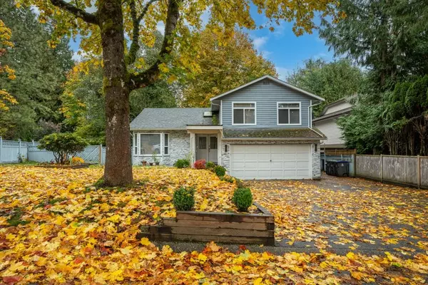 Surrey, BC V3W 8X1,14346 68b AVE