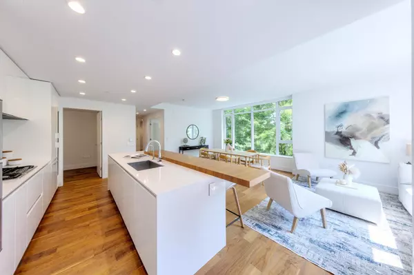 Vancouver, BC V5X 0J5,7428 Alberta ST #206