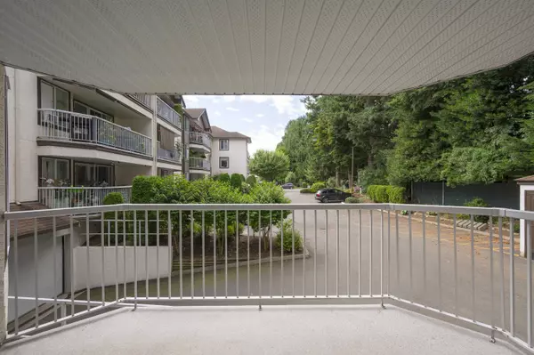 33375 Mayfair AVE #108 Abbotsford, BC V2S 1P4