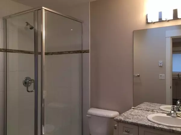 Ladner, BC V4K 1T1,4790 47a AVE #B