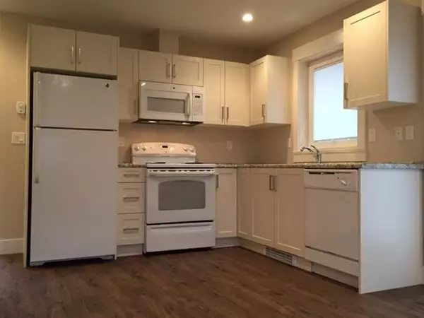 Ladner, BC V4K 1T1,4790 47a AVE #B