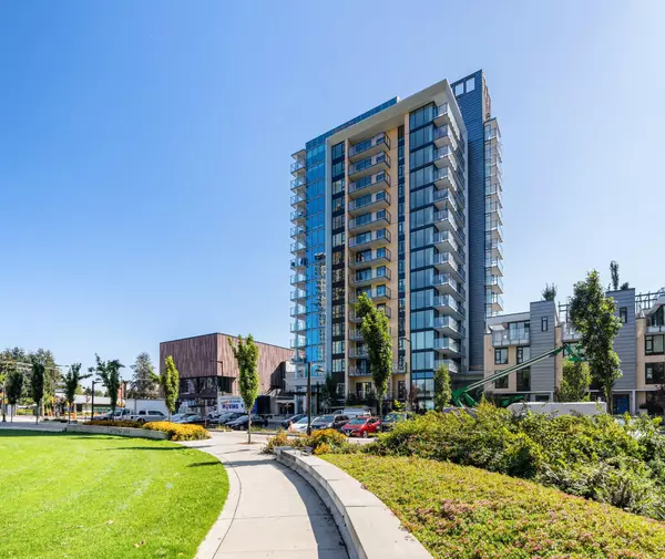 1471 Hunter ST #403, North Vancouver, BC V7J 1H3