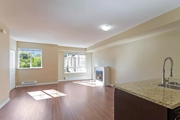 Surrey, BC V3T 3C5,13239 Old Yale RD #31