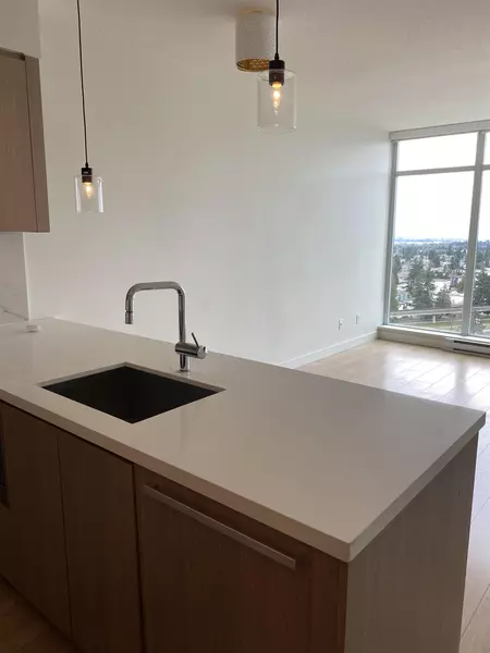 6588 Nelson AVE #2307, Burnaby, BC V5H 0E8