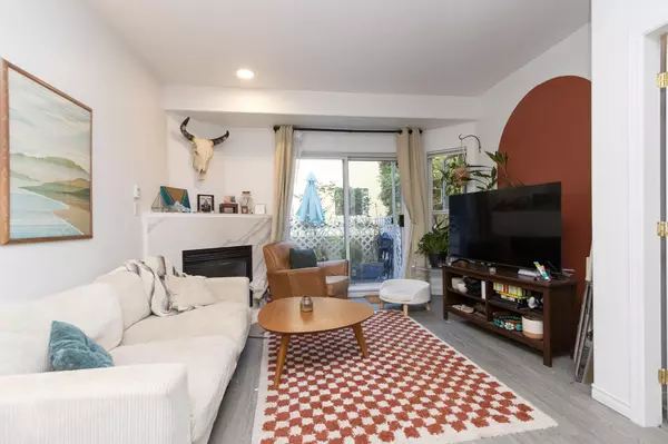 North Vancouver, BC V7M 1J6,177 W 5th Street #106