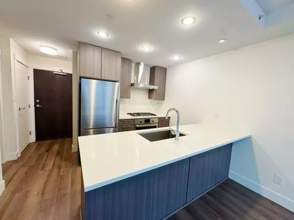 Richmond, BC V6W 0B7,10788 No. 5 RD #318