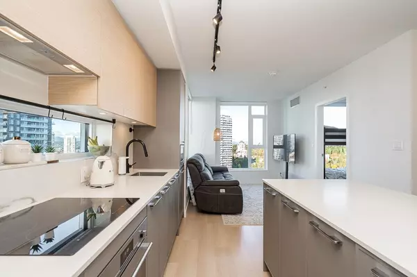 Surrey, BC V3T 0V7,13725 George Junction #2604