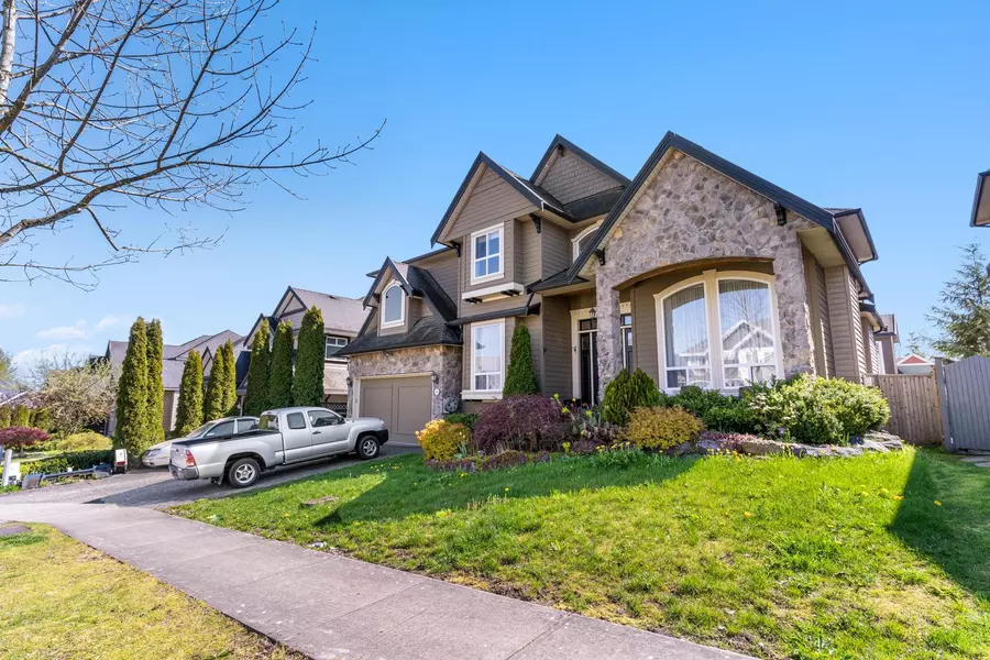 18876 53b AVE, Surrey, BC V3S 2K2