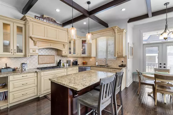 Surrey, BC V3S 2K2,18876 53b AVE