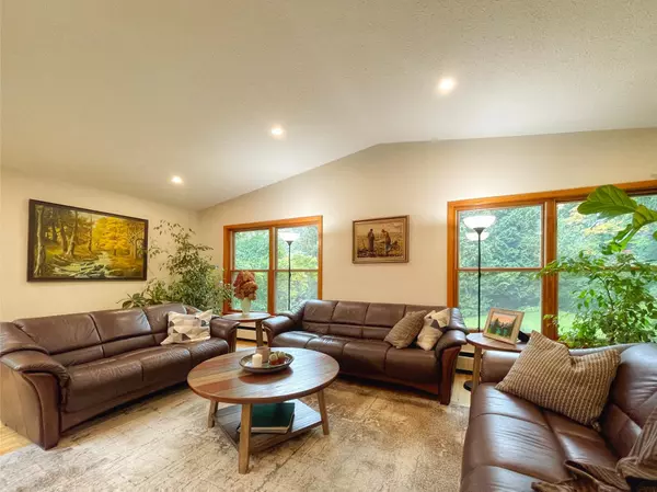 3048 Hot Springs RD Agassiz, BC V0M 1A3