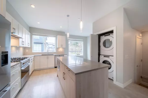 Richmond, BC V6X 0S9,4991 No.5 RD #75