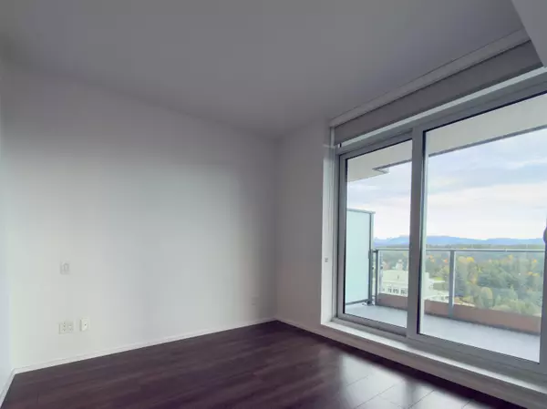 3809 Evergreen PL #3705 Burnaby, BC V3J 0M1