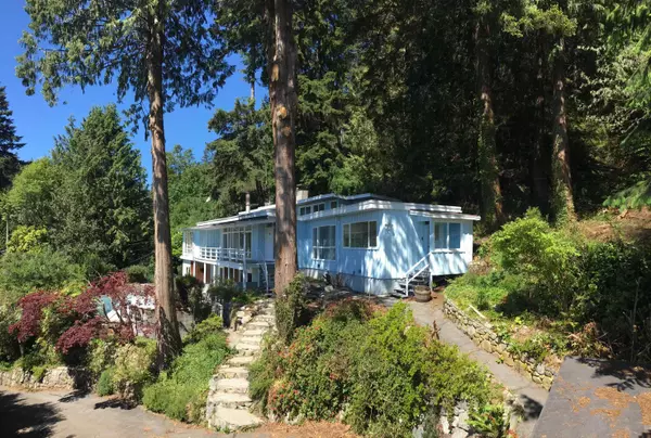 West Vancouver, BC V7V 2K8,3519 Mathers AVE