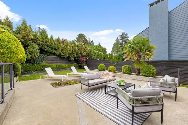 4291 W 29th AVE Vancouver, BC V6S 1V8