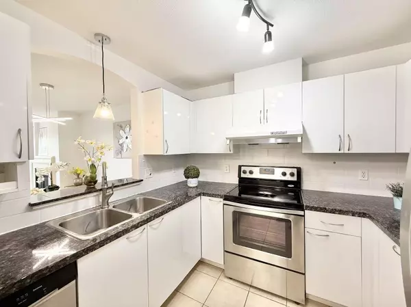 Richmond, BC V6Y 3Z2,8200 Jones RD #302