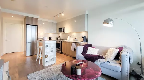 New Westminster, BC V3L 0J9,258 Nelson's CT #2101