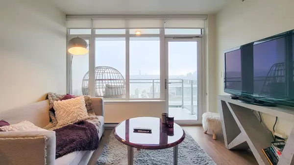 New Westminster, BC V3L 0J9,258 Nelson's CT #2101