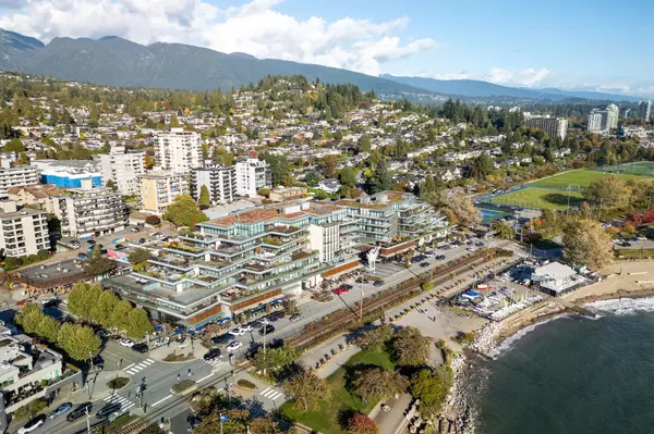 West Vancouver, BC V7T 0B4,1355 Bellevue AVE #209