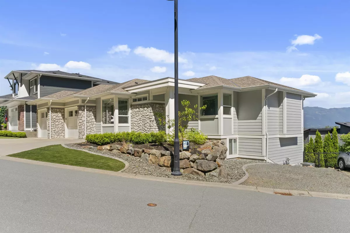 Chilliwack, BC V2P 0E7,50778 Ledgestone PL #58