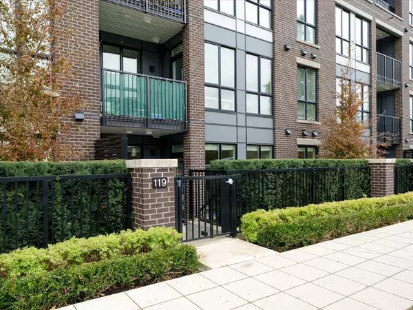 Coquitlam, BC V3J 0K6,750 Dogwood ST #119