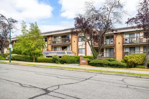 1235 W 15th AVE #301, Vancouver, BC V6H 1S1