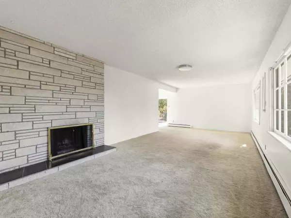 Vancouver, BC V6N 1E3,5950 Macdonald ST