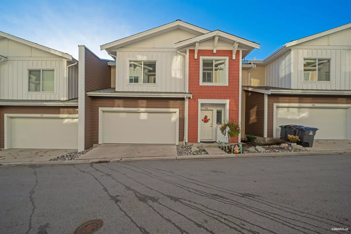 Surrey, BC V3Z 1J3,16561 17a AVE #98