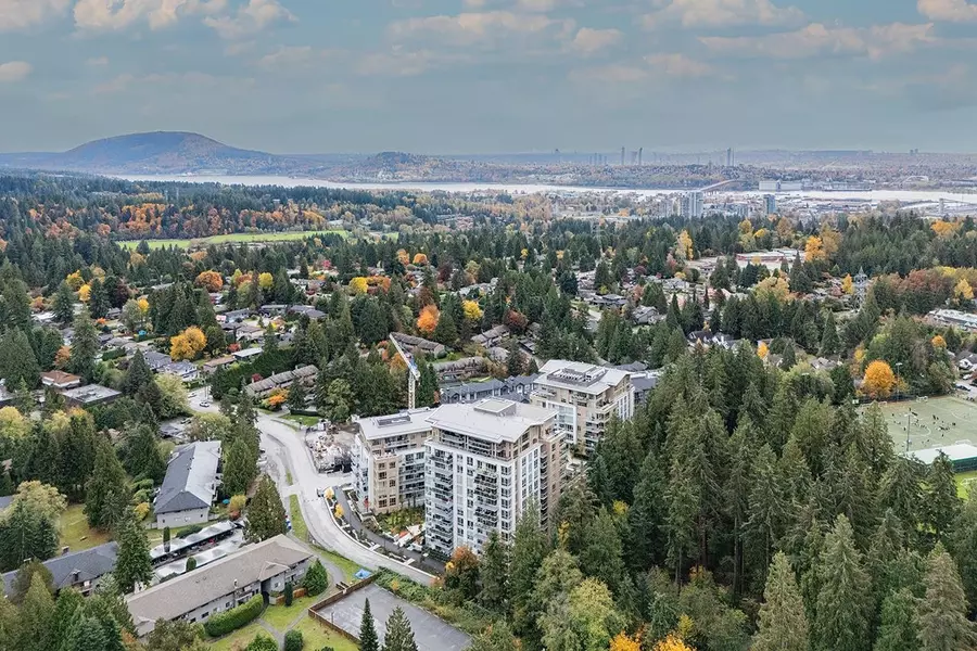 2375 Emery CT #104, Vancouver, BC V7J 0E8