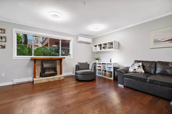 New Westminster, BC V3M 6N8,6 Renaissance SQ #104