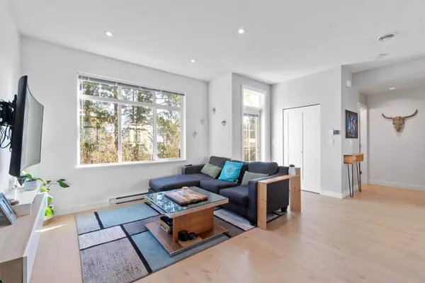 Coquitlam, BC V3B 0R5,1225 Mitchell ST #125