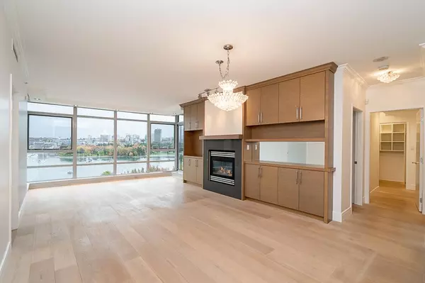 Vancouver, BC V6Z 3C7,1483 Homer ST #1003