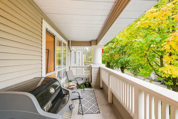 Burnaby, BC V3N 4Z4,6745 Station Hill CT #213