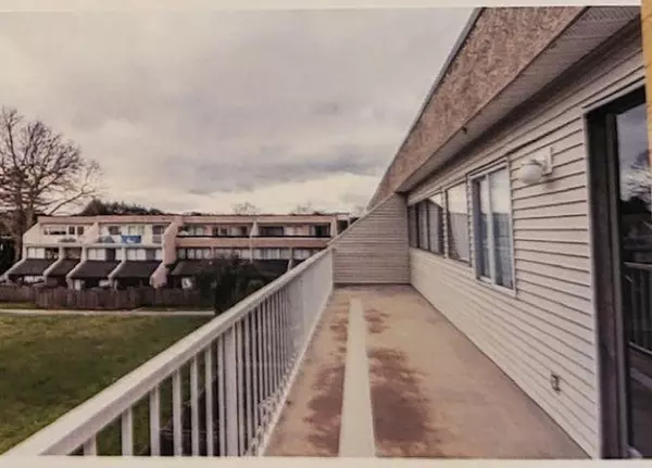 17706 60 AVE #43, Surrey, BC V3S 1V2