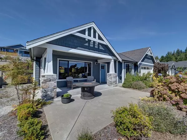 Sechelt, BC V7Z 0V5,5537 Peregrine CRES