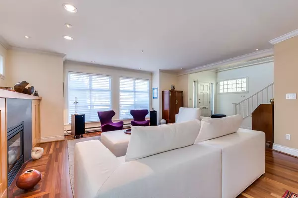 Vancouver, BC V6K 1Y5,2352 W 7th AVE