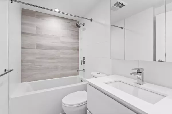 13655 Fraser HWY #2406 Surrey, BC V3T 0P8