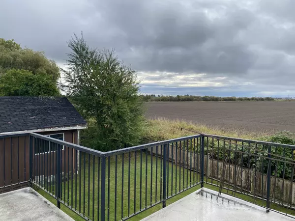 Delta, BC V4K 1E1,5548 44 AVE