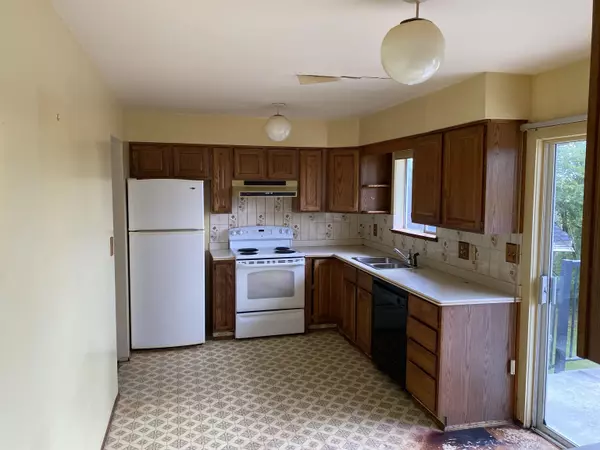 Delta, BC V4K 1E1,5548 44 AVE