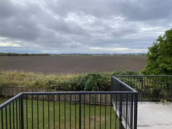 Delta, BC V4K 1E1,5548 44 AVE