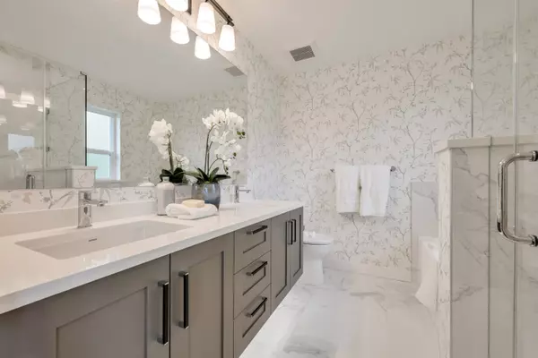 8433 203a ST #18 Langley, BC V2Y 2B7