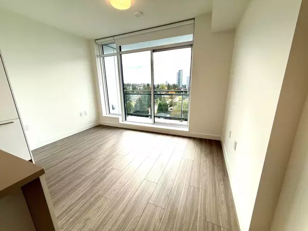 Surrey, BC V3T 0X2,13675 107a AVE #1103