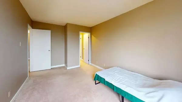 North Vancouver, BC V7P 3E6,2016 Fullerton AVE #1602
