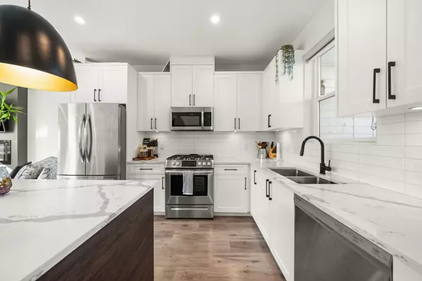 Abbotsford, BC V4X 1M3,27640 Lantern AVE #5