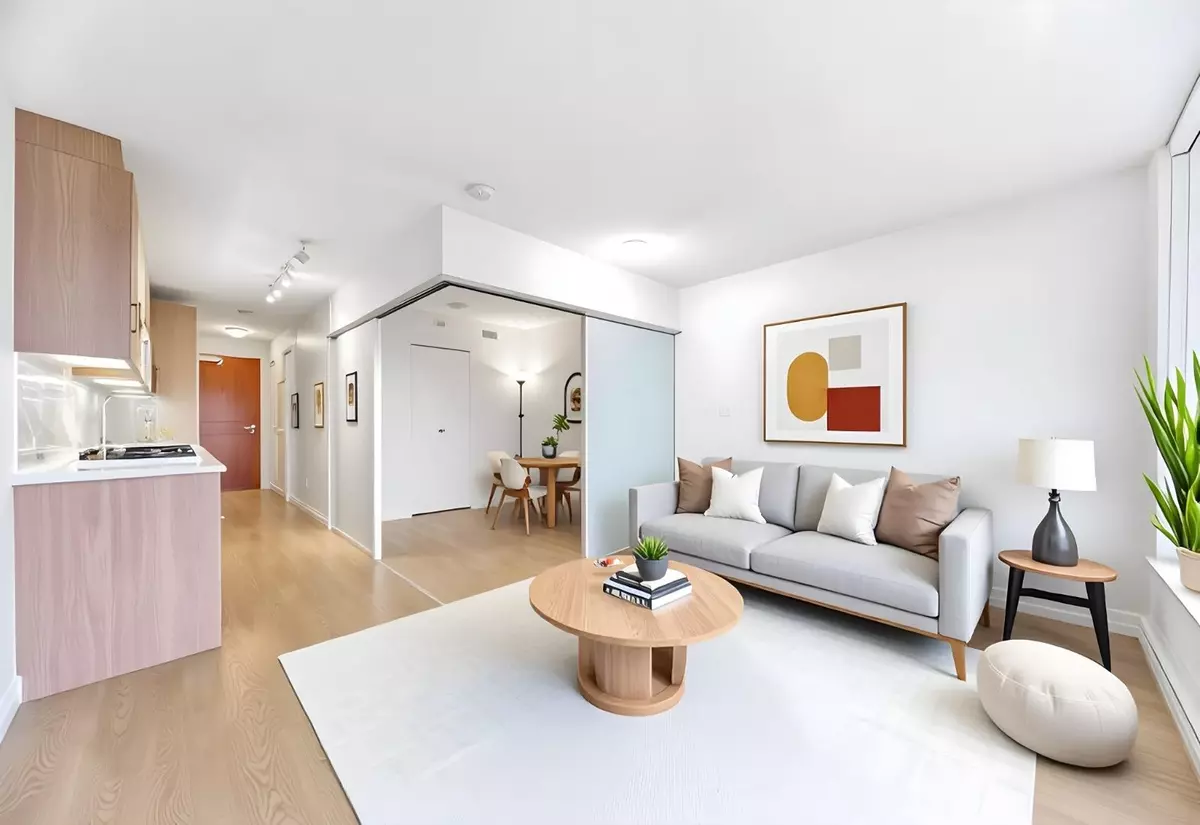 Surrey, BC V3T 0L5,13696 100 AVE #2711