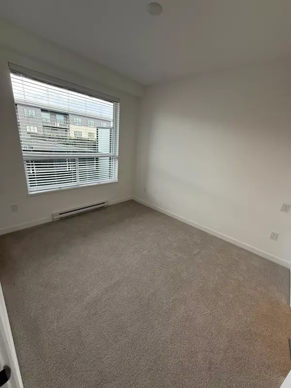 Surrey, BC V4N 5A4,8509 158 ST #519