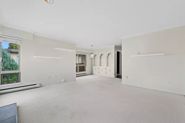 Vancouver, BC V6H 1J3,1260 W 10th AVE #306