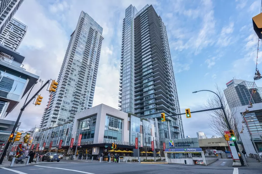 6098 Station ST #2308, Burnaby, BC V5H 0H4