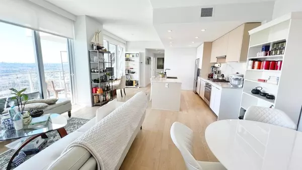 567 Clarke, Coquitlam, BC V3J 0K7